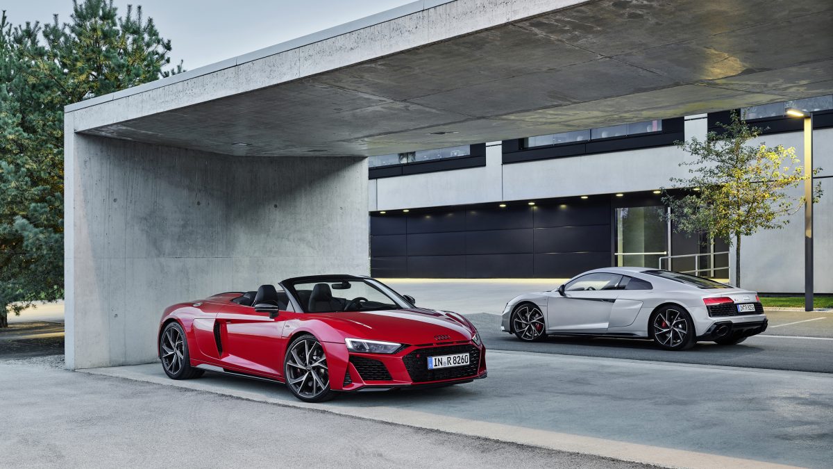 2020 Audi R8 V10 RWD Coupe ve Spyder