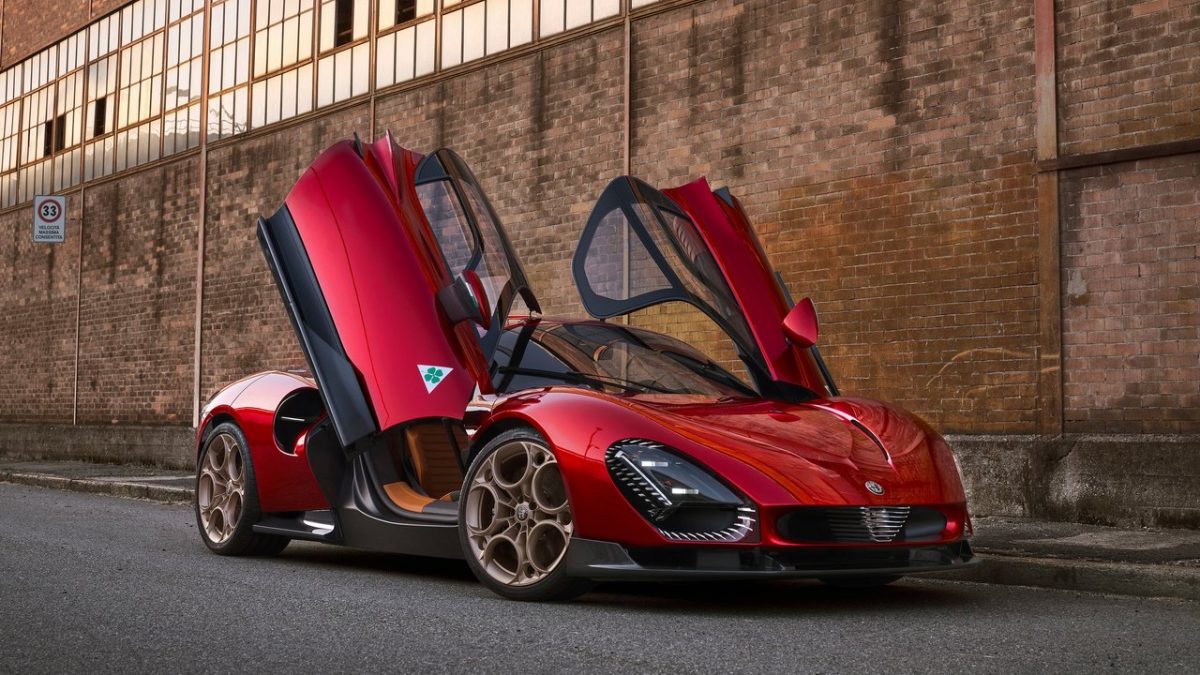 Alfa Romeo 33 Stradale – 2024
