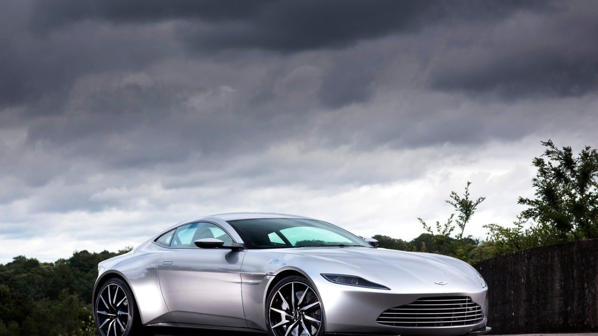 Aston Martin DB10 – 2015
